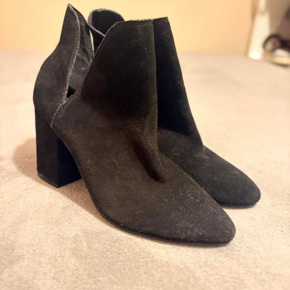 Black suede‎ Steve Madden Rookie Slip on  ankle boots